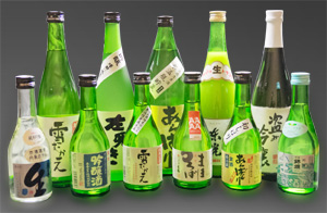 日本酒は１６種類以上ご用意しております